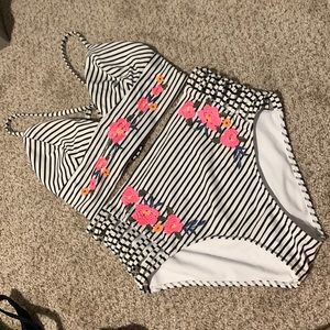 Hollister embroidered flower high waisted bikini top and bottom set